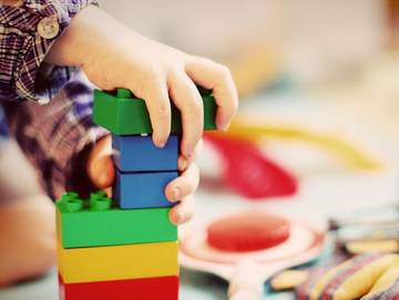 Otrok se igra Otrok se igra